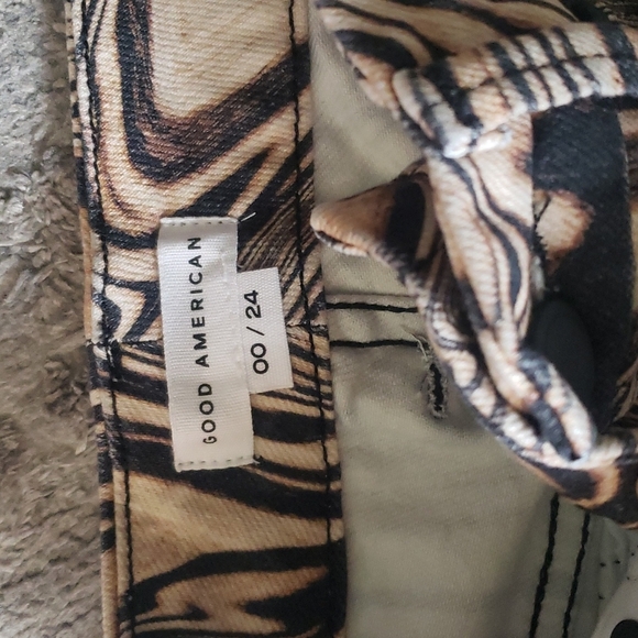 Good American Mobwife Indie Sleeze Aryle Ankle Pants - Picture 3 of 6